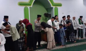 Kapolsek Pagaden Hadiri Istighosah, Doa Bersama, dan Santunan Anak Yatim
