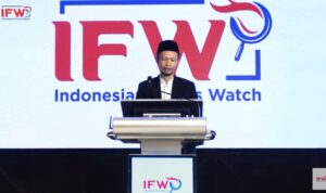 Doc. Ketua Umum Indonesian Fiscus Watch (IFW), Prayogi R Saputra, menyampaikan pidato saat peluncuran resmi IFW di Malang, Jawa Timur, pada 1 Maret 2025. Dalam pidatonya, ia menegaskan pentingnya transparansi dan akuntabilitas dalam sistem perpajakan untuk memastikan pajak dikelola dengan adil dan bebas dari penyimpangan. (Foto Dokumentasi: Eko Wahyu).