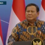 Doc. Presiden Republik Indonesia Prabowo Subianto menyampaikan pidato dalam forum Sarasehan Ekonomi di Menara Mandiri, Jakarta, pada 8 April 2025. Acara tersebut mengangkat tema “Memperkuat Daya Tahan Ekonomi Indonesia di Tengah Gelombang Perang Tarif Dagang”. (Foto Dokumentasi: Eko Wahyu - Sumber Foto Dokumentasi: Screenshot YouTube KOMPASTV).