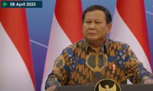 Doc. Presiden Republik Indonesia Prabowo Subianto menyampaikan pidato dalam forum Sarasehan Ekonomi di Menara Mandiri, Jakarta, pada 8 April 2025. Acara tersebut mengangkat tema “Memperkuat Daya Tahan Ekonomi Indonesia di Tengah Gelombang Perang Tarif Dagang”. (Foto Dokumentasi: Eko Wahyu - Sumber Foto Dokumentasi: Screenshot YouTube KOMPASTV).