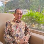 Doc. Yulianto Kiswocahyono menyampaikan pendapatnya di sela-sela makan siang terkait kemudahan pengajuan Pengusaha Kena Pajak (PKP) melalui sistem digital Coretax, di Surabaya, Kamis (12/6/2025). (Foto Doumentasi: Eko Wahyu).