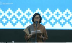 Doc. Menteri Keuangan Sri Mulyani Indrawati menyampaikan pidato dalam acara Musrenbang Polri, menegaskan pentingnya peran Kepolisian Republik Indonesia dalam menjaga stabilitas nasional dan mendukung keberlanjutan Anggaran Pendapatan dan Belanja Negara (APBN). (Sumber: Tangkapan layar dari kanal YouTube Kementerian Keuangan RI).