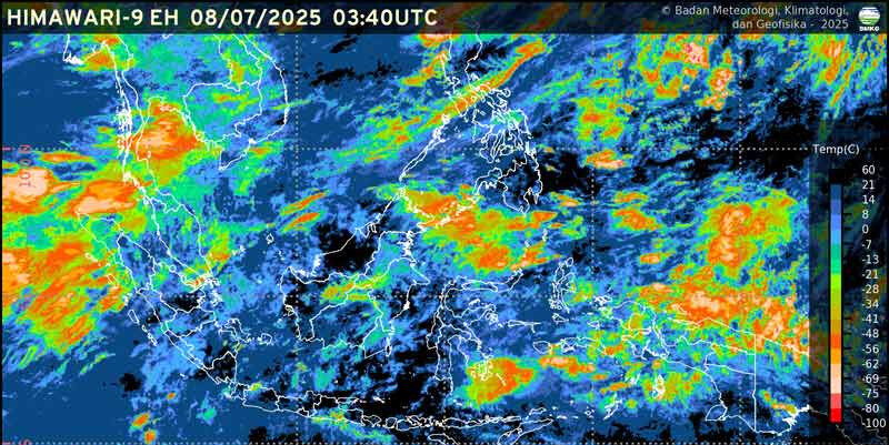 Doc. Ilustrasi Citra Satelit Cuaca Wilayah Indonesia. Gambar ini menunjukkan citra satelit Himawari-9 dari BMKG yang menangkap kondisi awan dan distribusi suhu puncak awan di wilayah Indonesia pada 8 Juli 2025 pukul 03.40 UTC. Warna-warni pada peta mengindikasikan area dengan potensi hujan tinggi, yang tersebar luas di sebagian besar wilayah barat dan tengah Indonesia. Gambar ini bersifat ilustratif dan tidak secara langsung menggambarkan kondisi cuaca terkini, namun merefleksikan pola awan dan curah hujan yang dapat menjadi indikator intensitas hujan ekstrem seperti yang diprediksi BMKG akan terjadi hingga Oktober 2025. (Sumber Foto: BMKG).