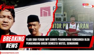 Doc. Ketua YLKAI sekaligus Ketua DPC FERADI WPI Kota Semarang, Sukindar (kiri), bersama salah satu konsumen bernama Sutrisno (kanan), saat berada di lokasi pemasaran Perumahan Green Semesta, Wates, Semarang, Jawa Tengah, pada Sabtu (6/7/2025). Keduanya menyampaikan keprihatinan atas lambannya penanganan keluhan konsumen oleh pihak pengembang PT Pancanaka. (Foto Dokumentasi: SKD).
