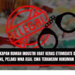 Doc. Ilustrasi latar belakang menampilkan berbagai jenis obat dan suntikan medis sebagai representasi visual konteks penyalahgunaan obat keras. Simbol "ILLEGAL" berwarna merah dan gambar borgol turut memperkuat pesan bahwa aktivitas tersebut merupakan tindak kriminal. Catatan: Gambar ini hanya bersifat ilustratif, tidak menggambarkan barang bukti atau lokasi sebenarnya dalam kasus pengungkapan rumah industri pembuatan etomidate di Tangerang. (Ilustrasi: NR – kawanjarinews.com).