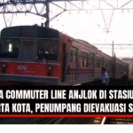 Doc. Petugas KAI Commuter melakukan evakuasi penumpang setelah rangkaian Kereta Commuter Line No.1189 relasi Bogor–Jakarta Kota anjlok di Stasiun Jakarta Kota, Selasa (5/8/2025) pagi. Seluruh penumpang berhasil dievakuasi dengan selamat, sementara layanan kereta dialihkan ke Stasiun Manggarai untuk mengurangi kepadatan. (Sumber Foto: voi.id).
