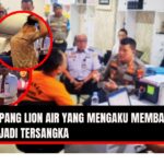 Doc. Aparat Polresta Bandara Soekarno-Hatta saat memeriksa penumpang Lion Air berinisial H (42) yang mengaku membawa bom di dalam pesawat. Ucapan tersebut menimbulkan kepanikan dan membuat H resmi ditetapkan sebagai tersangka. (Foto: HUMAS Polresta Bandara Soekarno-Hatta).