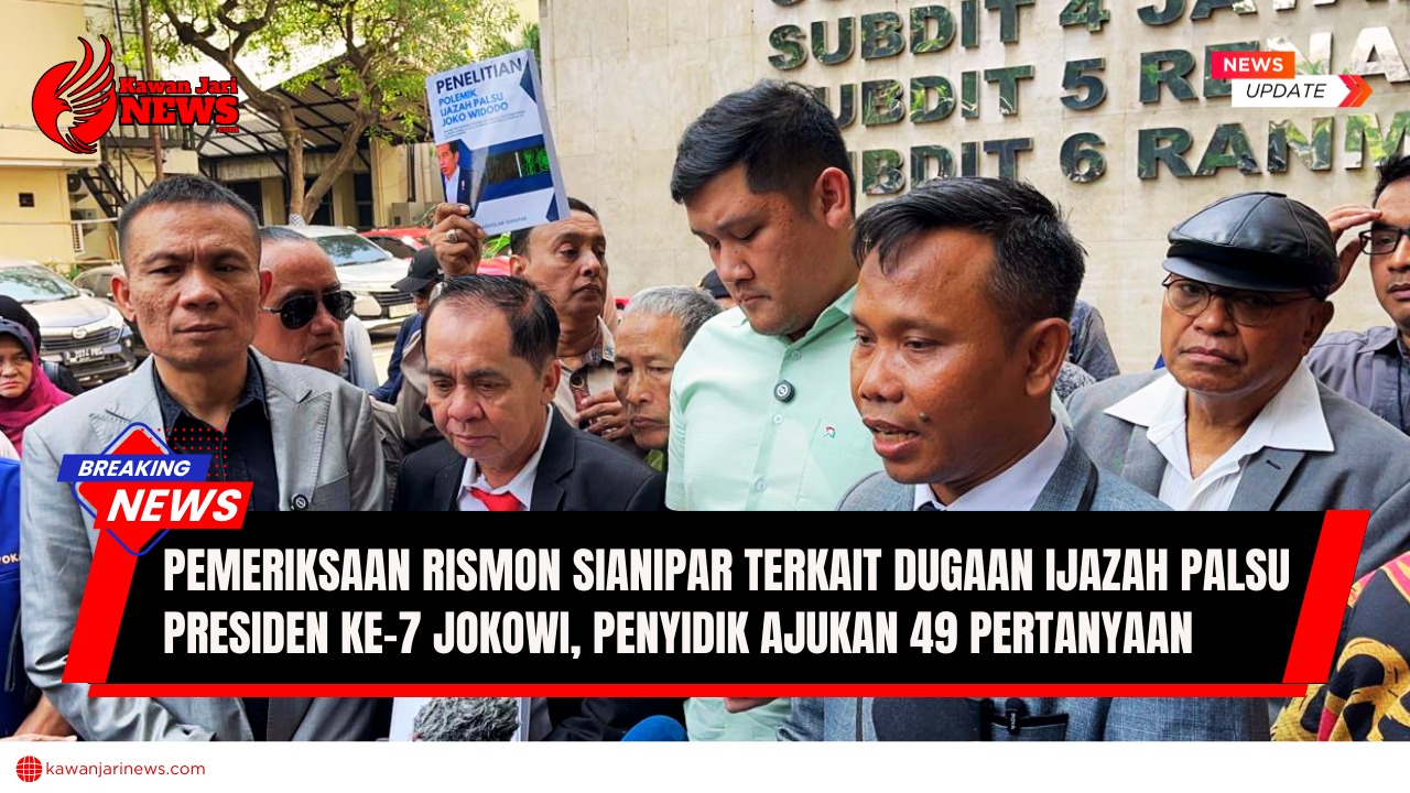 Doc. Rismon Sianipar didampingi kuasa hukumnya usai menjalani pemeriksaan di Polda Metro Jaya, Jakarta, Jumat (22/8/2025). Pemeriksaan terkait dugaan ijazah palsu Presiden Joko Widodo ini berlangsung dengan 49 pertanyaan yang diajukan penyidik, meski Rismon hanya menjawab dua pertanyaan secara rinci. (NR – kawanjarinews.com).
