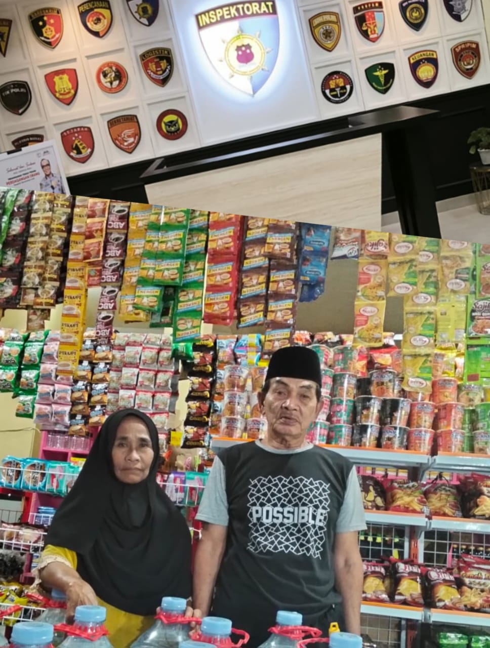 Doc. Pelapor kasus dugaan pemalsuan surat, Sahrup bersama istri, saat berada di toko miliknya. (Foto: FERADI WPI Official).