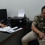 Doc. Kuasa hukum bersama tim FERADI WPI saat mendatangi BRI Cabang Trawas Mojokerto untuk menyampaikan klarifikasi dan keberatan atas tindakan yang dinilai melanggar prinsip perlindungan konsumen. (Foto: Sukindar).