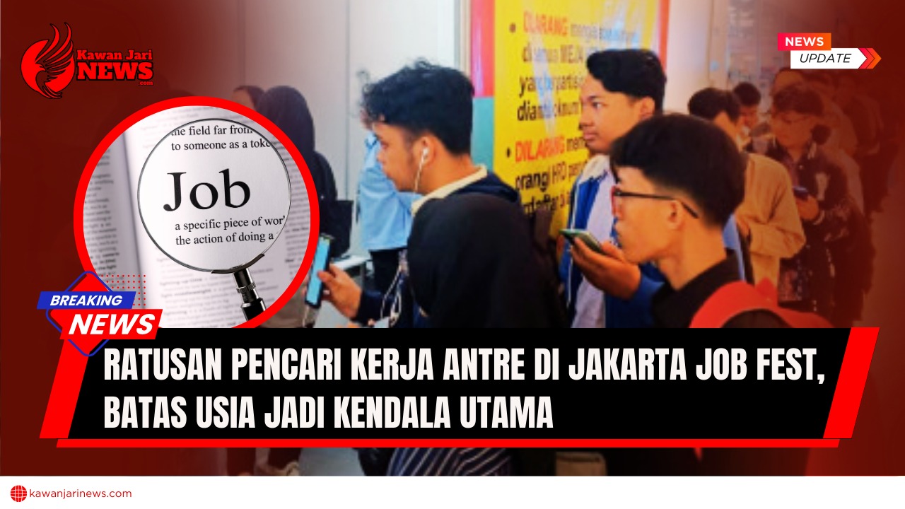 Doc. Suasana antrean pencari kerja di ajang Jakarta Job Fest, Jakarta, Rabu (17/9/2025). Ratusan pelamar terlihat berdesakan untuk melamar pekerjaan di berbagai sektor. Namun, banyak di antara mereka mengeluhkan syarat batas usia maksimal 40 tahun yang dianggap mempersempit peluang kerja, meski memiliki pengalaman dan kompetensi yang memadai. (NR – KawanJariNews.com).