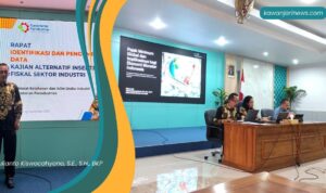 Doc. Yulianto Kiswocahyono, S.E., S.H., BKP, Konsultan Pajak Senior sekaligus Ketua Komite Tetap Fiskal KADIN Jawa Timur, saat menjadi narasumber dalam Diskusi Nasional bertajuk “Kajian Alternatif Insentif Fiskal Sektor Industri” yang diselenggarakan Direktorat Jenderal Ketahanan Perwilayahan dan Akses Industri Internasional, Kementerian Perindustrian RI, di Surabaya, Jumat (19/9/2025). (Foto: Eko Wahyu – KawanJariNews.com).