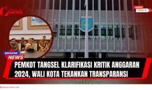 Doc. Wali Kota Tangerang Selatan Benyamin Davnie (tengah) memberikan klarifikasi terkait sorotan publik atas laporan keuangan Pemkot Tangsel tahun 2024, didampingi jajaran pejabat pemkot di Balai Kota Tangsel. Klarifikasi yang disampaikan menekankankan pentingnya transparansi dan akuntabilitas dalam penggunaan anggaran daerah. (NR | kawanjarinews.com).