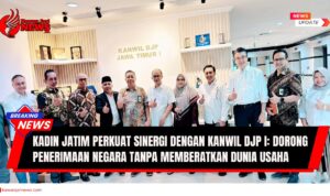 Doc. Foto bersama jajaran pengurus KADIN Jawa Timur dengan Kepala Kanwil DJP Jawa Timur I, Samigun, usai kegiatan audiensi dan silaturahmi di Kantor Wilayah DJP Jawa Timur I, Surabaya. Momen ini menjadi simbol komitmen kedua pihak dalam memperkuat sinergi antara dunia usaha dan otoritas perpajakan untuk mendorong penerimaan negara tanpa memberatkan pelaku usaha. (Eko Wahyu | KawanJariNews.com).