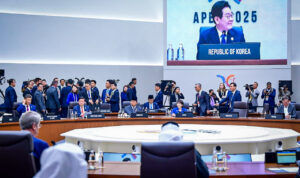 Doc. Presiden Republik Indonesia Prabowo Subianto saat menyampaikan pidato dalam sesi pertama APEC Economic Leaders’ Meeting (AELM) di Hwabaek International Convention Centre (HICO), Gyeongju, Republik Korea, Jumat (31/10/2025). (Sumber: SETKAB - BPMI Setpres).