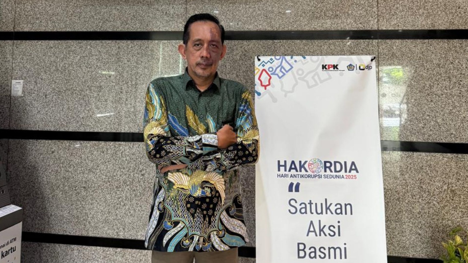 Dos. Yulianto Kiswocahyono, S.E., S.H., BKP, Ketua Komite Fiskal dan Moneter KADIN Jawa Timur, saat memberikan keterangan terkait modernisasi sistem perpajakan menjelang penyusunan APBN 2026 di Surabaya, Sabtu (20/12/2025).