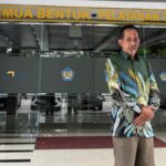 Doc. Yulianto Kiswocahyono, Konsultan Pajak sekaligus Ketua Komite Fiskal KADIN Jawa Timur, saat memberikan keterangan terkait kebijakan pencantuman nilai pasar aset dalam pelaporan SPT Tahunan melalui sistem Coretax, Surabaya, Senin (22/12/2025). (Foto: Eko Wahyu).