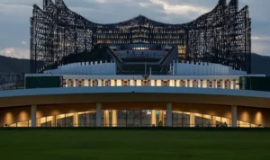 Doc. Istana Presiden di kawasan Ibu Kota Negara Nusantara, Kalimantan Timur, yang rencanaya akan menjadi pusat pemerintahan baru Indonesia. (Sumber Foto: Biro Pers, Media, dan Informasi Sekretariat Presiden).