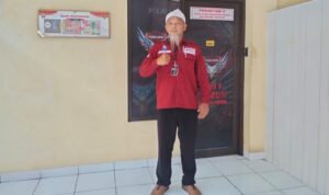 Doc. Fam Fuk Tjhong saat mendatangi Polres Lebak, Selasa (6/1/2026), untuk meminta kejelasan dan mendesak penanganan hukum atas laporan dugaan ujaran kebencian bermuatan SARA yang dilaporkannya terhadap oknum anggota DPRD Kabupaten Lebak.