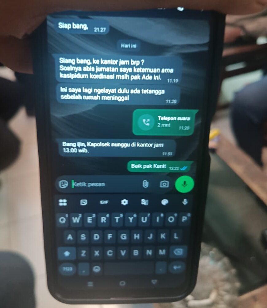Doc. Foto langsung layar ponsel yang menampilkan percakapan WhatsApp antara Revan Pratama Wijaya selaku perwakilan tim FERADI WPI dengan Kanit Polsek Majalaya, yang berisi kesepakatan dan konfirmasi janji pertemuan pada Jumat (9/1/2026) pukul 13.00 WIB di Polsek Majalaya, Karawang, guna membahas perkembangan penanganan perkara. Dokumentasi ini digunakan sebagai bagian dari catatan verifikasi agenda koordinasi. (Foto: Wilma).