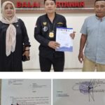 Doc. Perwakilan tim kuasa hukum FERADI WPI menunjukkan dokumen resmi terkait pelimpahan penanganan perkara dugaan penebangan pohon milik Rubiyati dari Polda Jawa Tengah ke Polres Kendal, usai berkoordinasi di Subbid Penmas Balai Wartawan Polda Jateng. Dokumen pendukung berupa surat laporan dan administrasi penyelidikan turut diperlihatkan sebagai bagian dari proses hukum yang tengah berjalan. (Foto: FERADI WPI Official).