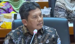 Doc. Direktur Utama BPJS Kesehatan, Prof. Ali Ghufron Mukti, saat mengikuti agenda rapat kerja bersama Komisi IX DPR RI di Kompleks Parlemen, Jakarta, membahas perkembangan dan tata kelola Program Jaminan Kesehatan Nasional (JKN). (Sumber Foto: Parlemen TV).