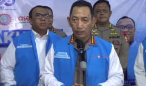 Doc. Kapolri Listyo Sigit Prabowo menyampaikan keterangan pers kepada awak media terkait perkembangan penanganan kasus dugaan penganiayaan yang melibatkan oknum anggota Brimob Polda Maluku, Sabtu (21/2/2026). Dalam konferensi pers tersebut, Kapolri menegaskan komitmen Polri untuk melakukan proses penyelidikan secara transparan dan akuntabel. (NR).