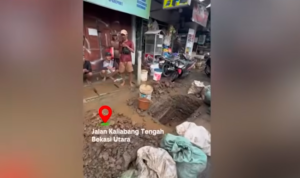 Doc. Wali Kota Bekasi melakukan inspeksi mendadak (sidak) di lokasi proyek galian kabel di wilayah Bekasi Utara, Kota Bekasi, dan memerintahkan penghentian sementara aktivitas karena diduga belum mengantongi izin teknis yang lengkap, Senin (23/2/2026).