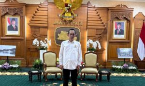 Doc. Advokat Yulianto Kiswocahyono, S.E., S.H., BKP, praktisi hukum sekaligus Ketua Komite Tetap Fiskal KADIN Jawa Timur, saat memberikan keterangan terkait penerapan Peraturan Pemerintah Nomor 48 Tahun 2025 tentang penertiban tanah telantar. (Foto; Eko Wahyu).