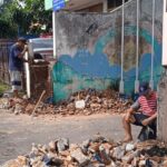 Doc. Lokasi pembangunan gapura di Jalan Mawar IV RT 10/RW 1, Kelurahan Genuk, Kecamatan Ungaran Barat, Kabupaten Semarang, Rabu (11/2/2026). Pekerjaan konstruksi tahap awal terlihat mulai dilakukan sebagai bagian dari pembangunan swadaya warga setempat. (Foto: Wisnu).