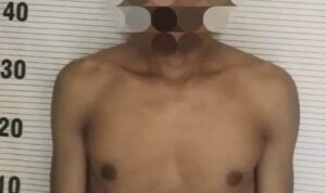 Doc. Terduga tersangka kasus perkelahian di kawasan Pasar Wadai Ramadan, Banjarmasin, Sabtu (21/2/2026). Wajah terduga tersangka diburamkan (blur) untuk melindungi hak privasi dan menjunjung asas praduga tak bersalah sesuai Kode Etik Jurnalistik, mengingat proses hukum masih berlangsung. (Foto: Muhammad Wahyu).