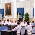 Doc. Presiden Prabowo Subianto memimpin Sidang Kabinet Paripurna bersama para menteri dan kepala lembaga di Istana Presiden, Jakarta, Senin (16/3/2026), membahas efisiensi operasional pemerintahan, penghematan struktural, serta langkah antisipatif menghadapi ketidakpastian ekonomi global. (Sumber Foto: Biro Pers, Media, dan Informasi Sekretariat Presiden).