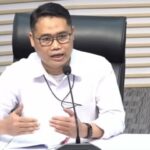 Doc. Deputi Penindakan dan Eksekusi KPK, Asep Guntur Rahayu, menyampaikan keterangan kepada awak media saat konferensi pers terkait Operasi Tangkap Tangan (OTT) Bupati Pekalongan di Gedung Merah Putih KPK, Jakarta. (Sumber Foto: KPK).