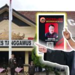 Doc. Gedung Polsek Pulau Panggung di Kabupaten Tanggamus sebagai latar belakang, dengan potongan gambar (crop) di bagian depan menampilkan Panji dan Donny Andretti, serta tampilan close-up kartu identitas pers milik wartawan yang disebut dalam pemberitaan. (Foto: Moh Ismail).