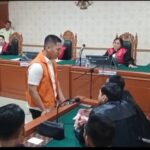 Doc. Suasana persidangan perdana kasus dugaan pembunuhan mahasiswi ULM Zahra Dilla saat berlangsung di Pengadilan Negeri Banjarmasin dengan agenda pembacaan surat dakwaan oleh Jaksa Penuntut Umum, Selasa (31/3/2026).