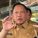 Doc. Menteri Dalam Negeri Tito Karnavian dalam kesempatan terpisah. Foto ini digunakan sebagai ilustrasi pemberitaan terkait rencana kebijakan Work From Home (WFH) satu hari per pekan bagi ASN pemerintah daerah.. (NR).