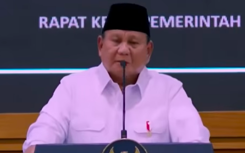 Doc. Presiden Republik Indonesia, Prabowo Subianto, saat menyampaikan pidato terkait dinamika politik nasional dan pentingnya menjaga mekanisme konstitusional dalam pergantian kepemimpinan. (Sumber Foto: Biro Pers, Media, dan Informasi Sekretariat Presiden).