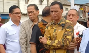 Doc. Hercules, Ketua Umum GRP Jaya, saat menyampaikan keterangan kepada awak media terkait sengketa lahan di kawasan Tanah Abang, Jakarta Pusat.