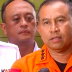 Doc. Kepala Basarnas Marsekal Madya TNI Mohammad Syafii menyampaikan keterangan kepada awak media terkait proses evakuasi korban kecelakaan kereta api di Bekasi Timur saat konferensi pers, Selasa (28/4/2026).