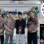 Doc. Ketua PBH FERADI WPI Advokat dan Paralegal DPC Kota Semarang, Sukindar SH., C.PFW., C.MDF., C.JKJ, berfoto bersama keluarga dan tamu undangan saat menghadiri acara ngunduh mantu pernikahan Danang Khoirudin dan Cyntia di Komplek Masjid Al Mulani, Tugurejo, Kecamatan Tugu, Kota Semarang, Sabtu (4/4/2026).