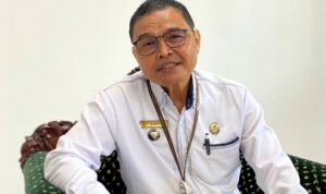 Doc. Panitera Pengadilan Agama Kota Banjarmasin, Mukhyar, S.Ag., S.H., M.H., saat memberikan keterangan kepada awak media terkait rencana usulan penerapan sanksi administratif bagi ayah yang tidak memenuhi kewajiban nafkah anak pascaperceraian, di Kantor PA Banjarmasin.