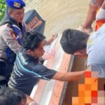 Doc. Petugas gabungan saat melakukan proses evakuasi korban yang ditemukan di aliran Sungai Martapura, Banjarmasin, Senin (20/4/2026).
