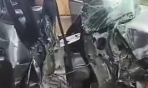 Doc. Kondisi kendaraan pick up dan truk yang mengalami kerusakan akibat kecelakaan di kawasan Jalan Lumba-Lumba, Pelabuhan Trisakti, Banjarmasin, Selasa (21/4/2026).