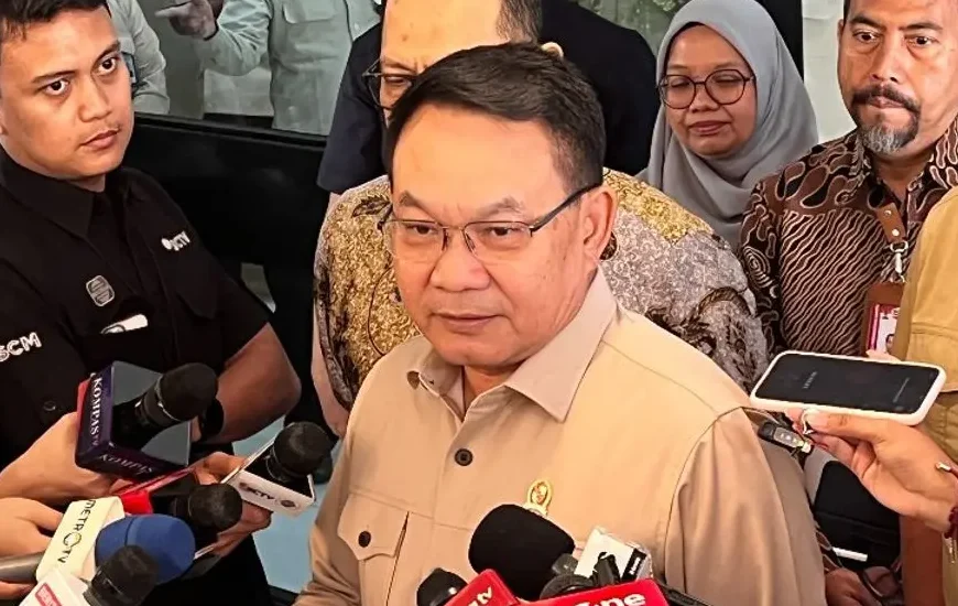 Doc. Dudung Abdurachman saat memberikan keterangan kepada awak media terkait evaluasi dan pengawasan tata kelola Program Makan Bergizi Gratis (MBG).