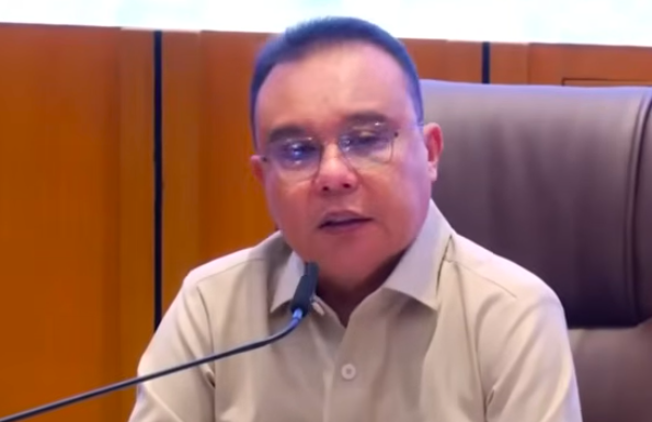 Doc. Sufmi Dasco Ahmad menyampaikan tanggapan saat audiensi bersama perwakilan buruh, driver ojek daring, dan gerakan sosial di Kompleks Parlemen Senayan, Jakarta, Jumat (1/5/2026). Dalam pertemuan tersebut, DPR menerima berbagai aspirasi terkait ketenagakerjaan, perlindungan pekerja digital, serta reforma agraria.