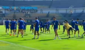 Doc. Tangkapan layar video memperlihatkan para pemain Persib Bandung menjalani sesi latihan sebagai bagian dari persiapan menghadapi pertandingan lanjutan kompetisi Liga 1.