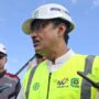 Doc. Menteri Sosial Saifullah Yusuf menyampaikan penjelasan kepada awak media terkait rencana anggaran pengadaan sepatu siswa Sekolah Rakyat tahun 2026, termasuk mekanisme lelang terbuka untuk memastikan transparansi dan akuntabilitas.