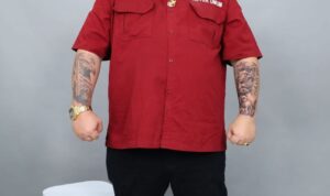 Doc. Adv. Donny Andretti, S.H., S.Kom., M.Kom., CMD., C.PFW., C.MDF., C.JKJ, Ketua Umum FERADI WPI, saat menghadiri salah satu kegiatan organisasi dan memberikan arahan terkait komitmen penegakan hukum, pendampingan masyarakat, serta penguatan solidaritas advokat dan paralegal.