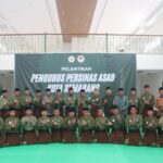 Doc. Keterangan Foto: Ketua Pengkot PERSINAS ASAD Kota Semarang Ariffian Kurniawan bersama jajaran pengurus, Dewan Pembina, dan para Ketua Pengurus Kecamatan se-Kota Semarang usai prosesi pengukuhan kepengurusan masa bhakti 2026–2031 di Aula PKBM Shirothol Mustaqim, Kota Semarang, Kamis (14/5/2026).