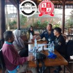 Doc. Keterangan Foto: Ketua Umum FERADI WPI, Advokat Donny Andretti, S.H., S.Kom., M.Kom., C.Md., C.PFW., C.MDF., C.JKJ., bersama Ketua PBH FERADI WPI DPC Kota Semarang, Sukindar, S.H., C.PFW., C.MDF., C.JKJ., saat melakukan konsultasi dan pendampingan hukum kepada klien terkait persoalan SP3 serta mekanisme lelang berdasarkan ketentuan hukum yang berlaku, di Hans Kopi, Jalan Veteran, Kota Semarang, Rabu (20/5/2026).